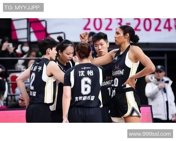 WCBA焦点战:加时反转!广东女篮5连胜登顶 杨舒予23+7成反转中心