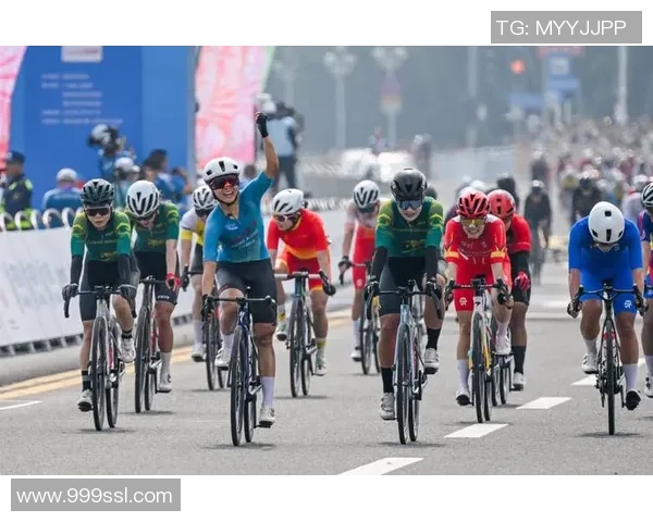 全运会｜场所自行车——女子万能赛赛况(3)